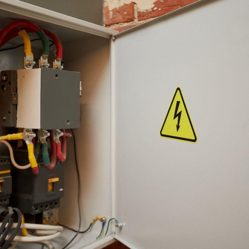 Наклейка знак электробезопасности &quot;Опасность поражения электротоком&quot; 130х130х130мм Rexant (уп.5шт) 56-0006-3 фото 2