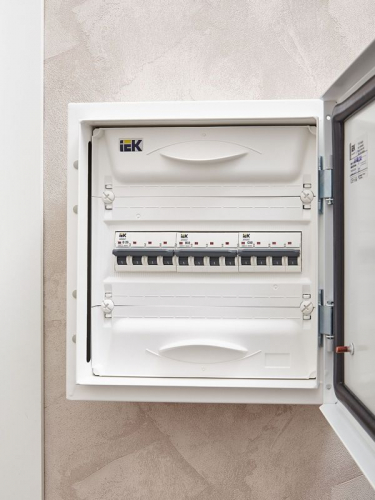 Выключатель автоматический модульный 4п B 32А M06N ARMAT IEK AR-M06N-4-B032 фото 10