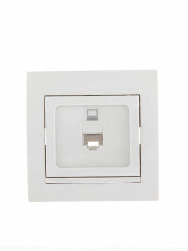 Розетка компьютерная СП Deriy RJ45 бел. LEZARD 702-0202-139