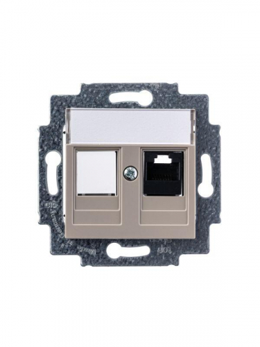 Розетка компьютерная Levit RJ45 кат.5E с заглушкой кофе макиато ABB 2CHH295117A6018 фото 2