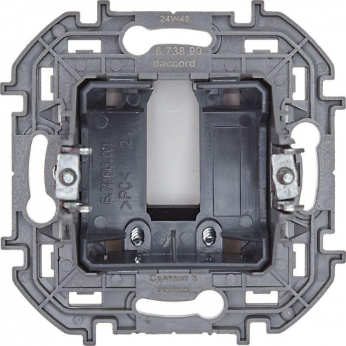 Вывод кабеля Inspiria с зажимом для крепления бел. IEK 673890 фото 4