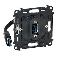 Механизм розетки USB Valena In'matic 3.0 с подключенным кабелем 15см и разъемом Leg 753082