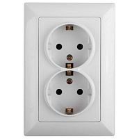 Розетка 2-м СП Solo 4-205-01 16А 250В IP20 2х2P+E Schuko с заземл. бел. Intro Б0053674