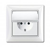Розетка 1-м СП Basic 55 16А IP44 250В Schuko в сборе альп. бел. ABB 2CKA002018A1505
