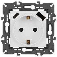 Розетка Elegance 14-4108-01М 16A 250В 2P+E защ. шторки с USB type-A+C 3А 5В матов. бел. Эра Б0067710