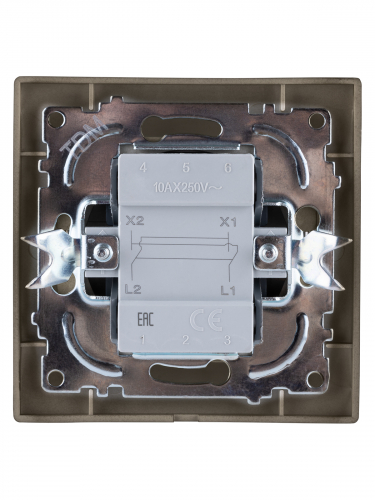 Перекрестный выключатель 1-кл. 10А бронза "Лама" TDM фото 4