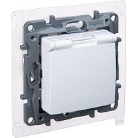 Розетка 1-м Etika 16А IP44 250В с заземл. защ. шторки с крышкой безвинтов. зажимы бел. IEK 672226